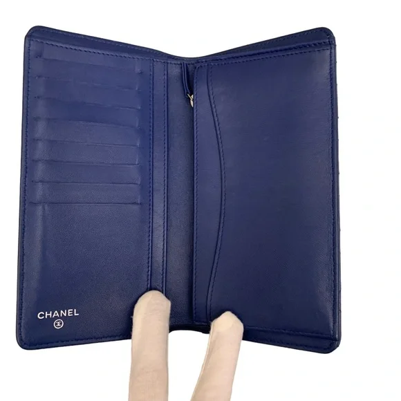 CHANEL Blue Quilted Calfskin Flap Bifold Wallet - Picture 6 of 15